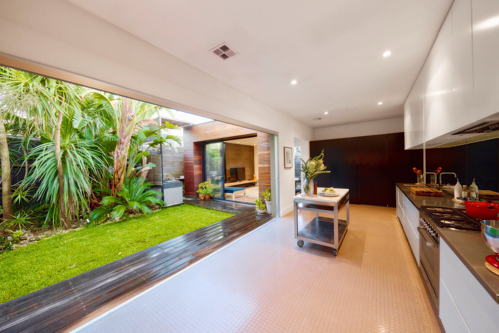 Real Estate and Property in 108 Eskdale Road, Caulfield North, VIC