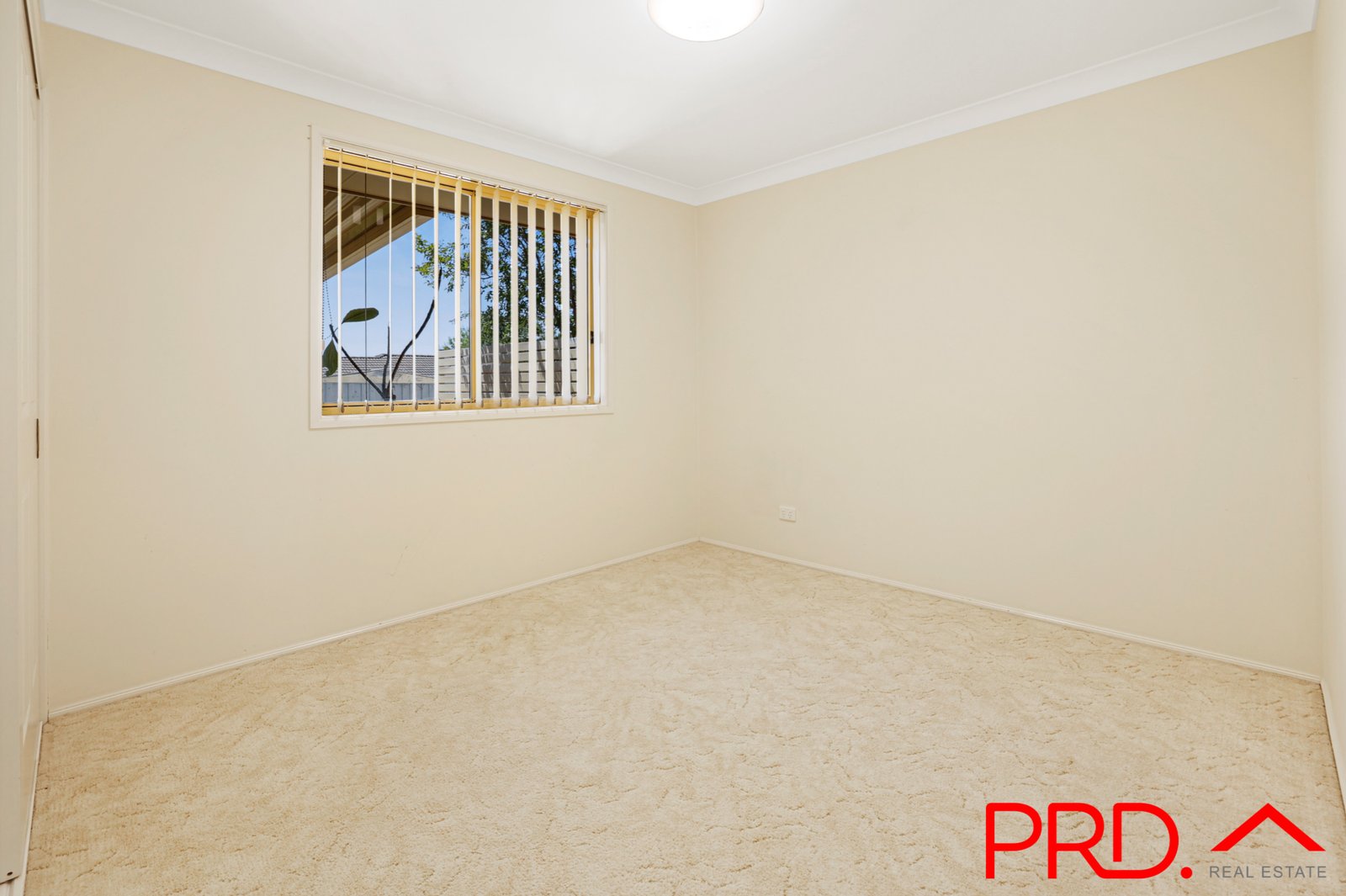 108 Flinders Street TAMWORTH 7