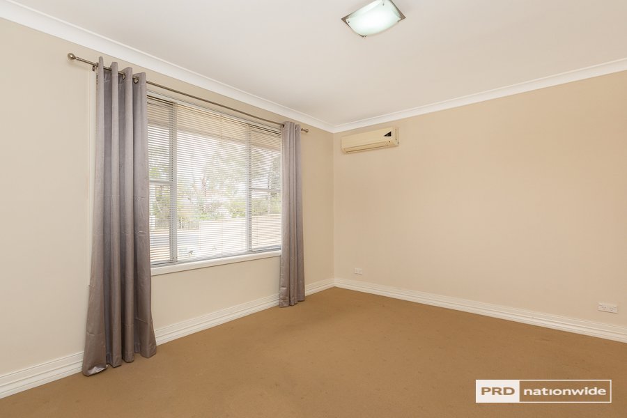 108 Hillvue Road TAMWORTH 6
