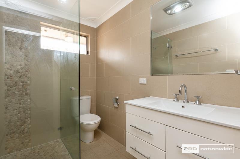 108 Hillvue Road TAMWORTH 5