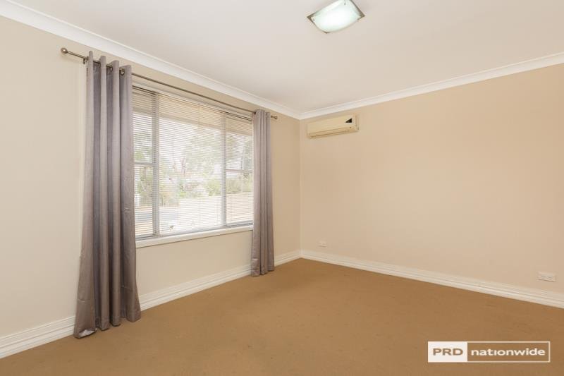 108 Hillvue Road TAMWORTH 7