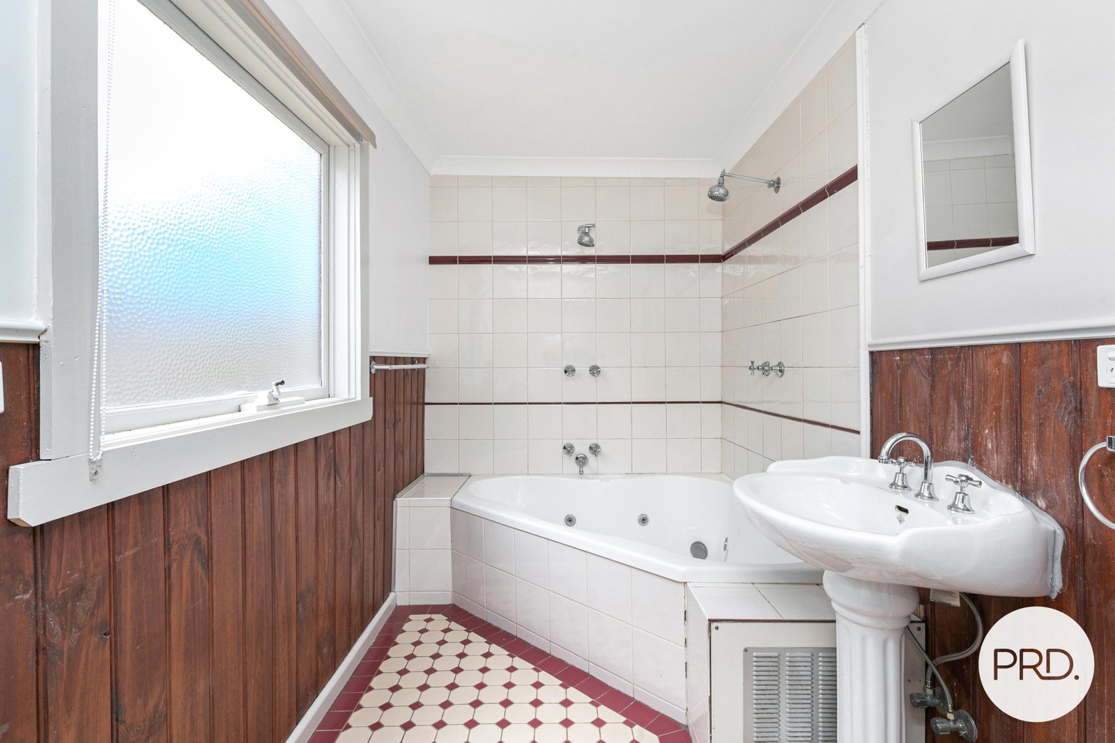 108 Latrobe Street REDAN 8