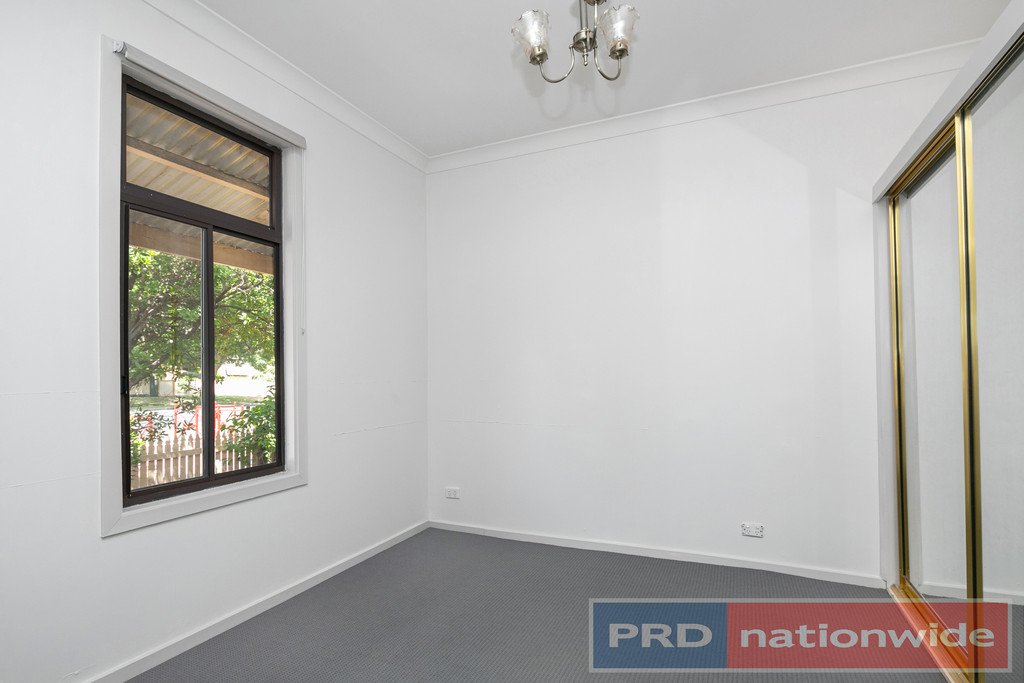 108 Latrobe Street REDAN 6