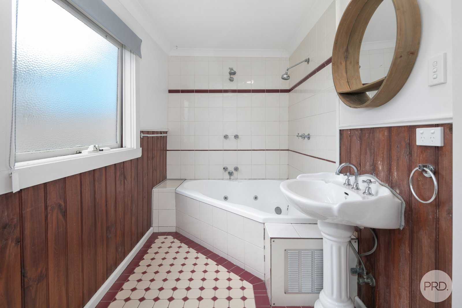 108 Latrobe Street REDAN 9