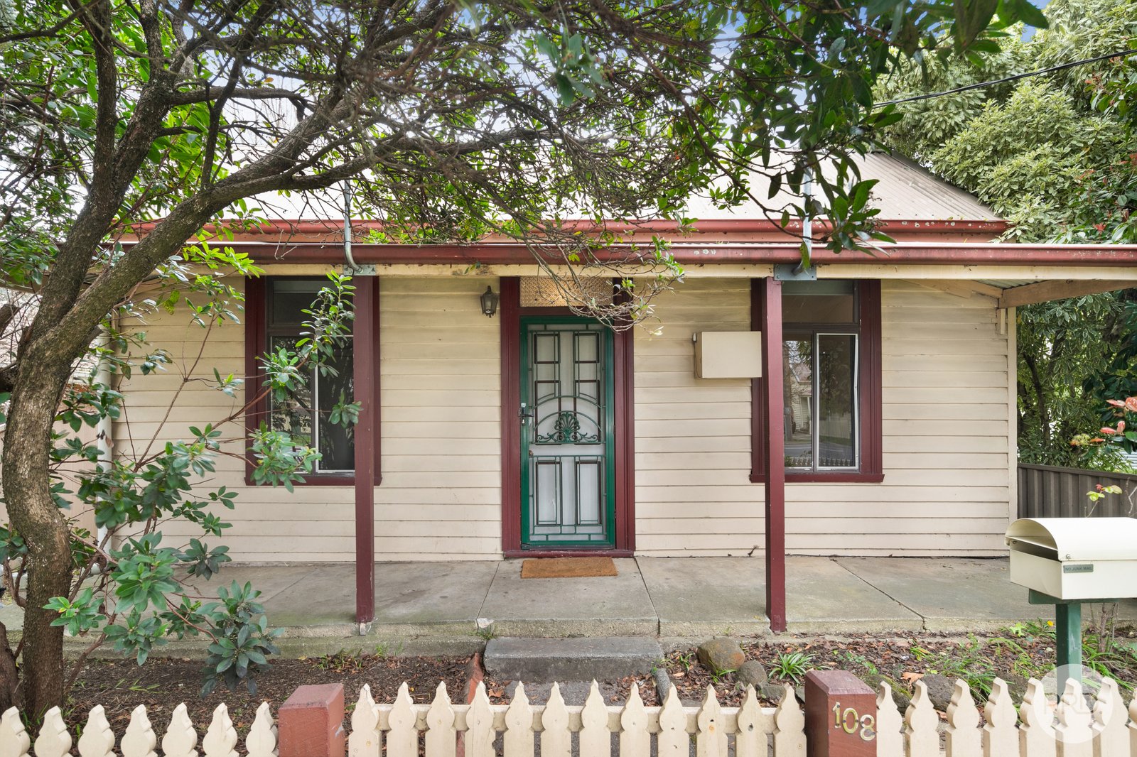 108 Latrobe Street REDAN 14