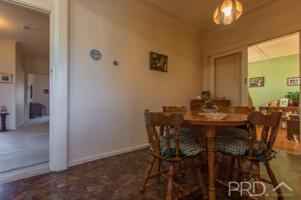 108 Lockhart Street ADELONG 6