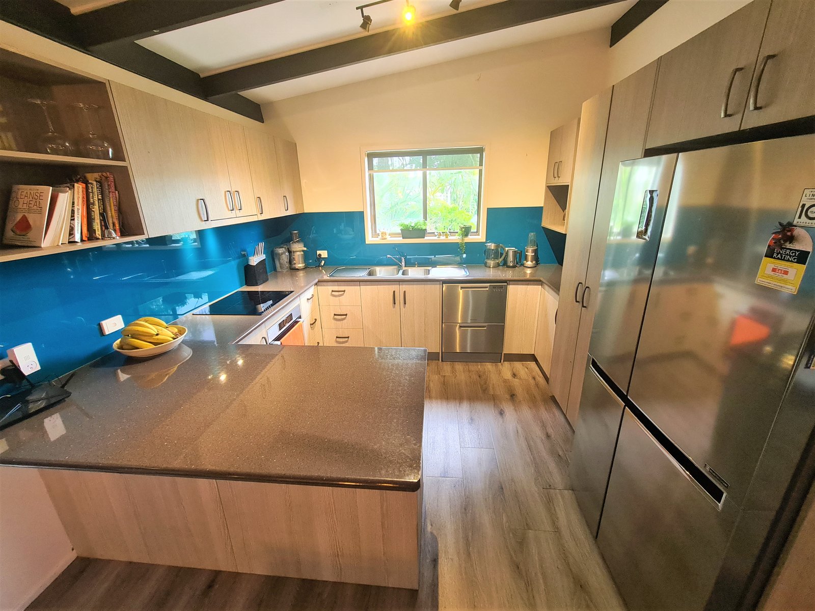108 MALPAS Street BOYNE ISLAND 2