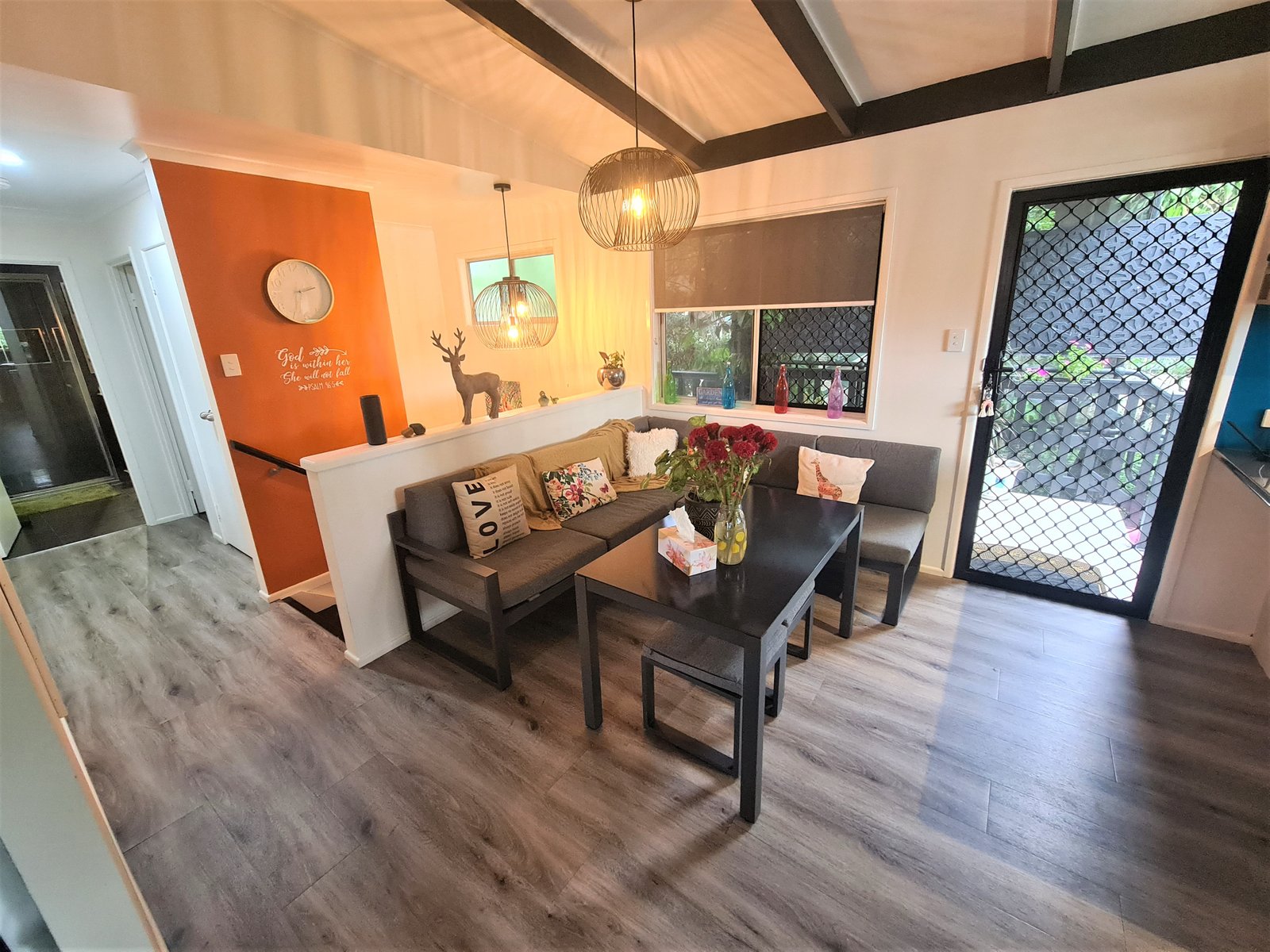 108 MALPAS Street BOYNE ISLAND 10