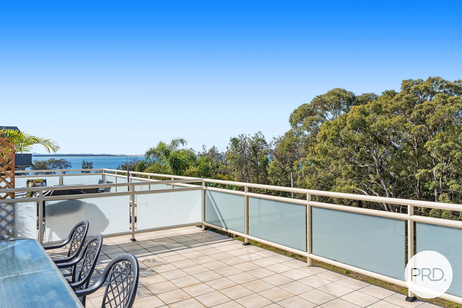 10/8 Ondine Close NELSON BAY 5