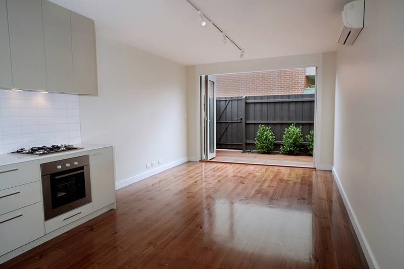 Gallery: 108 Raglan Street