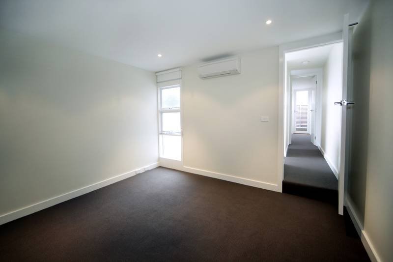 Gallery: 108 Raglan Street