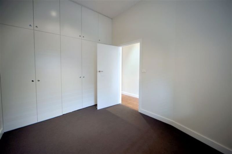 Gallery: 108 Raglan Street