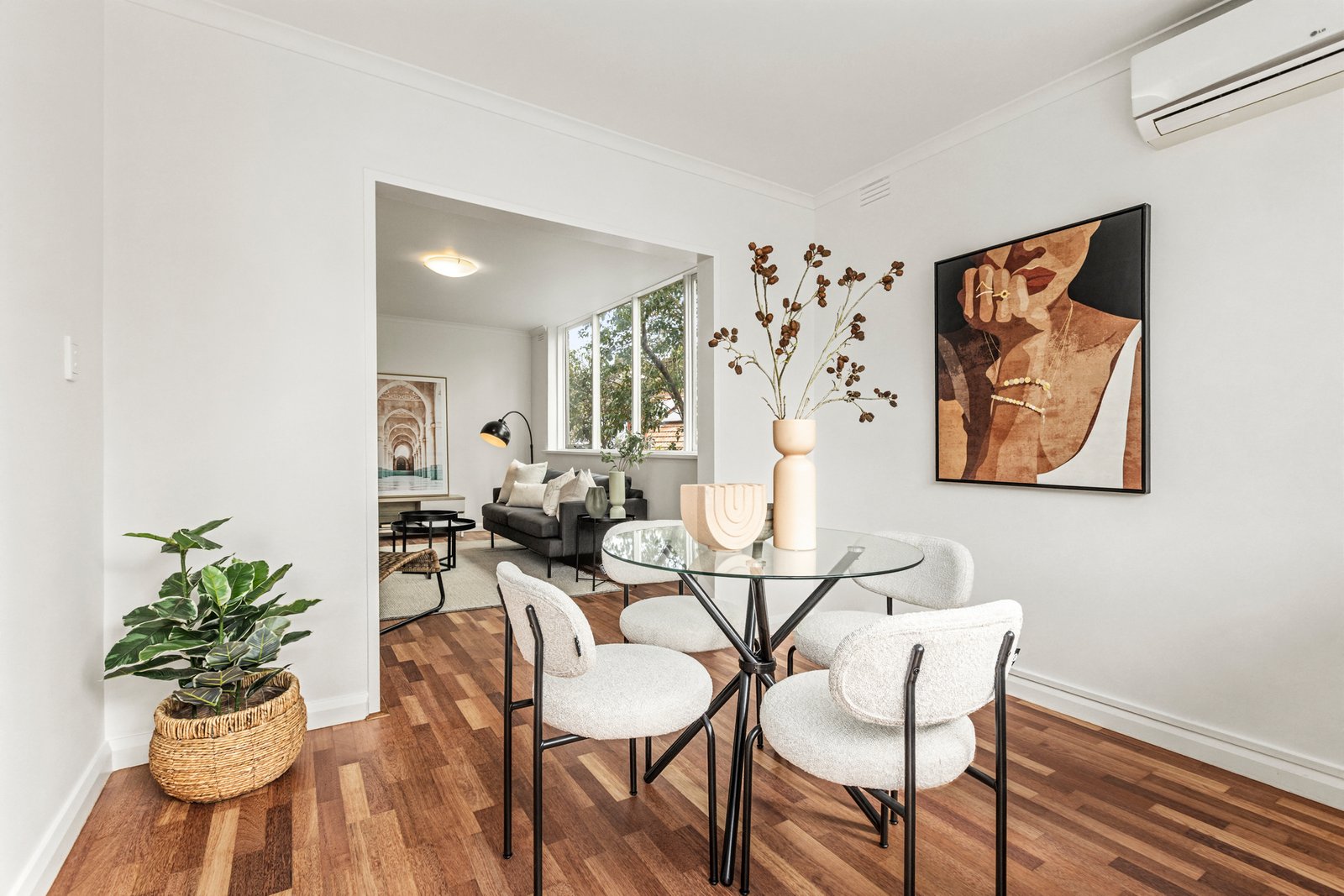 Gallery: 10/8 Robe Street
