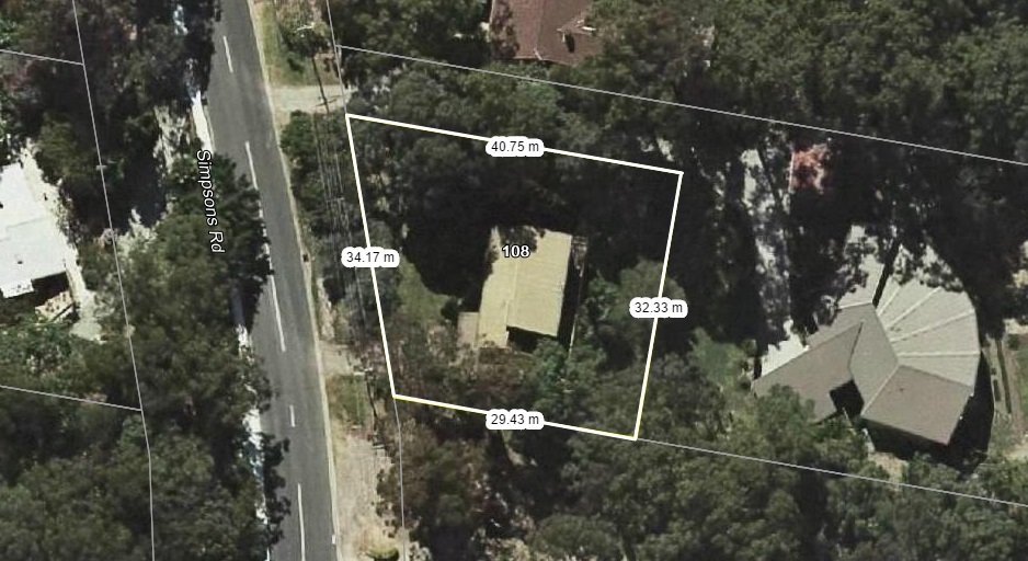108 Simpsons Road CURRUMBIN WATERS 2