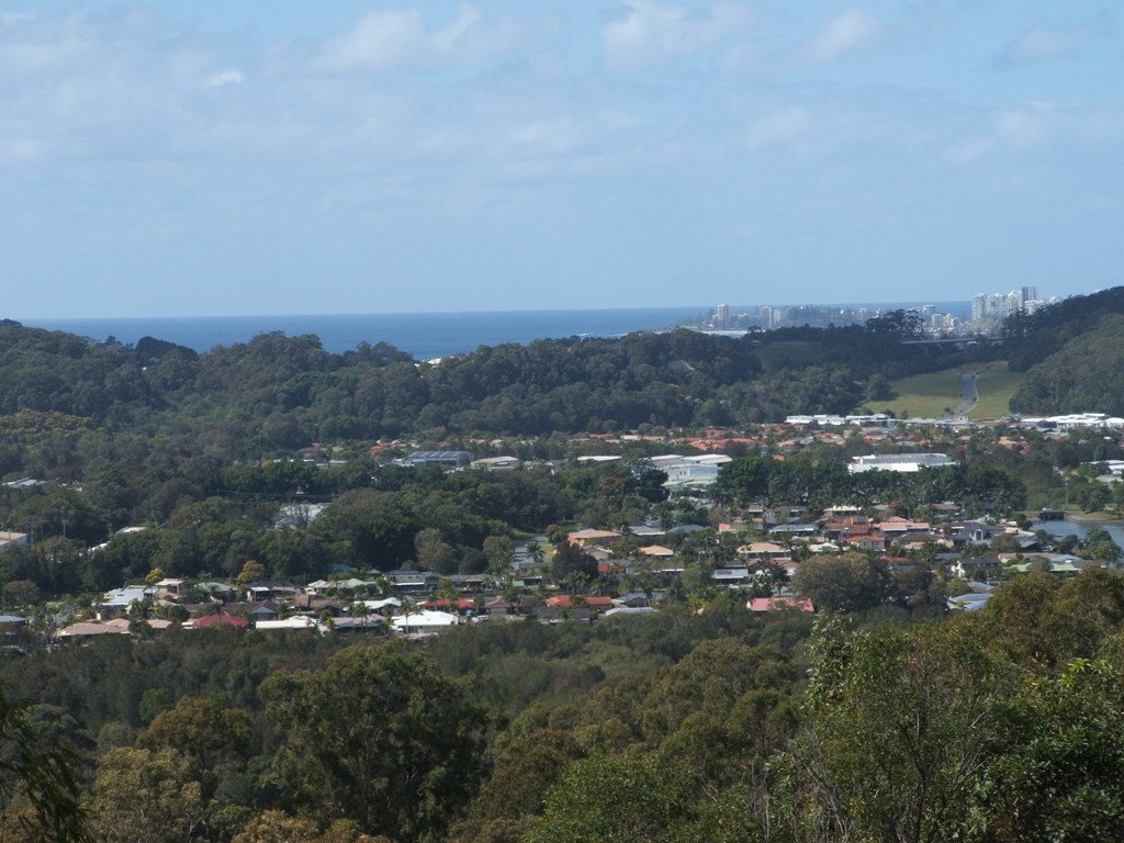 108 Simpsons Road CURRUMBIN WATERS 3