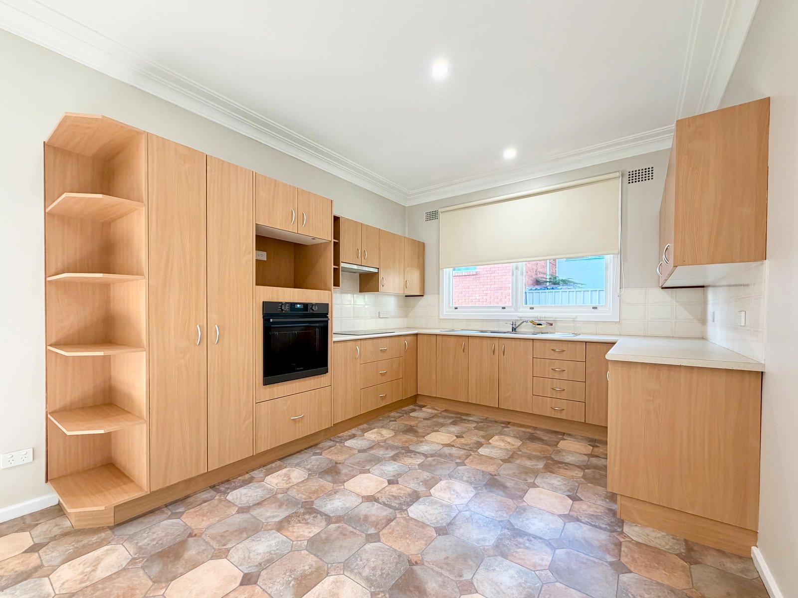 108 Tomaree Road SHOAL BAY 3