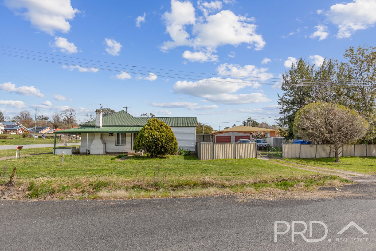 108 Tumut Street ADELONG 3
