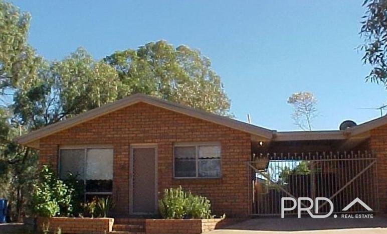 10/8 West Road BURONGA 1