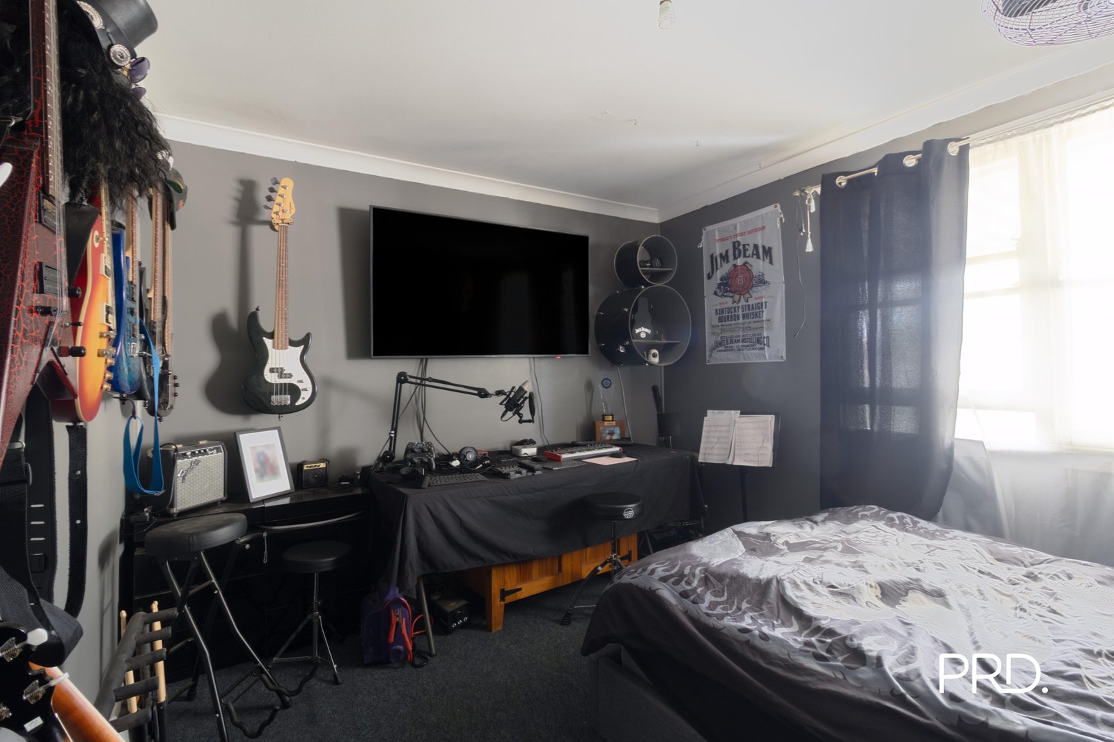 108 Wilkes Crescent TREGEAR 6