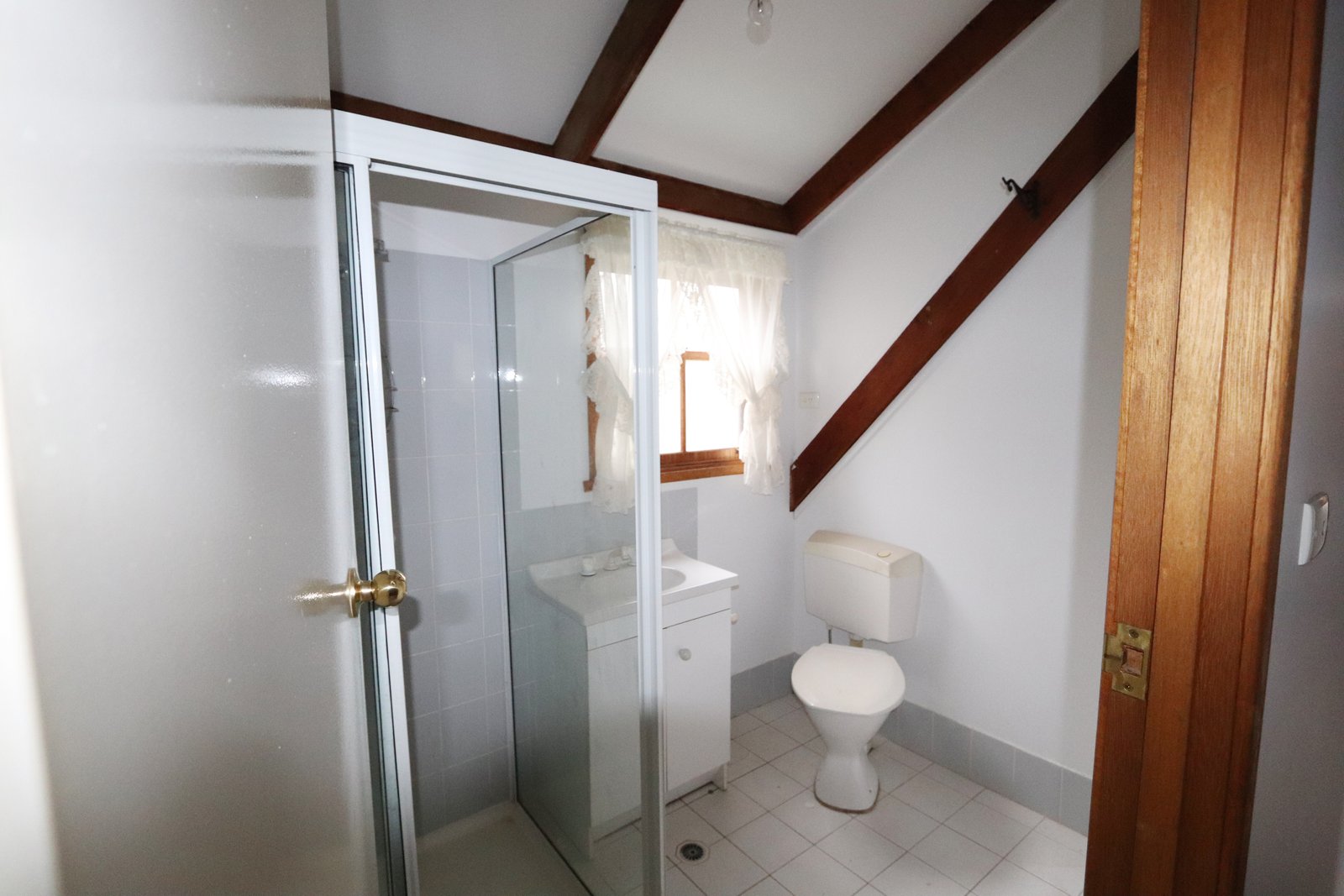 108 Winton Street TUMBARUMBA 13