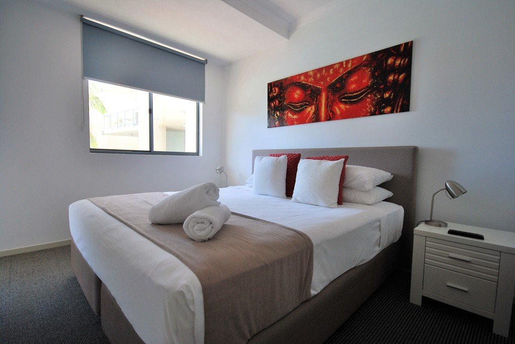 1081/1 Ocean Street BURLEIGH HEADS 6