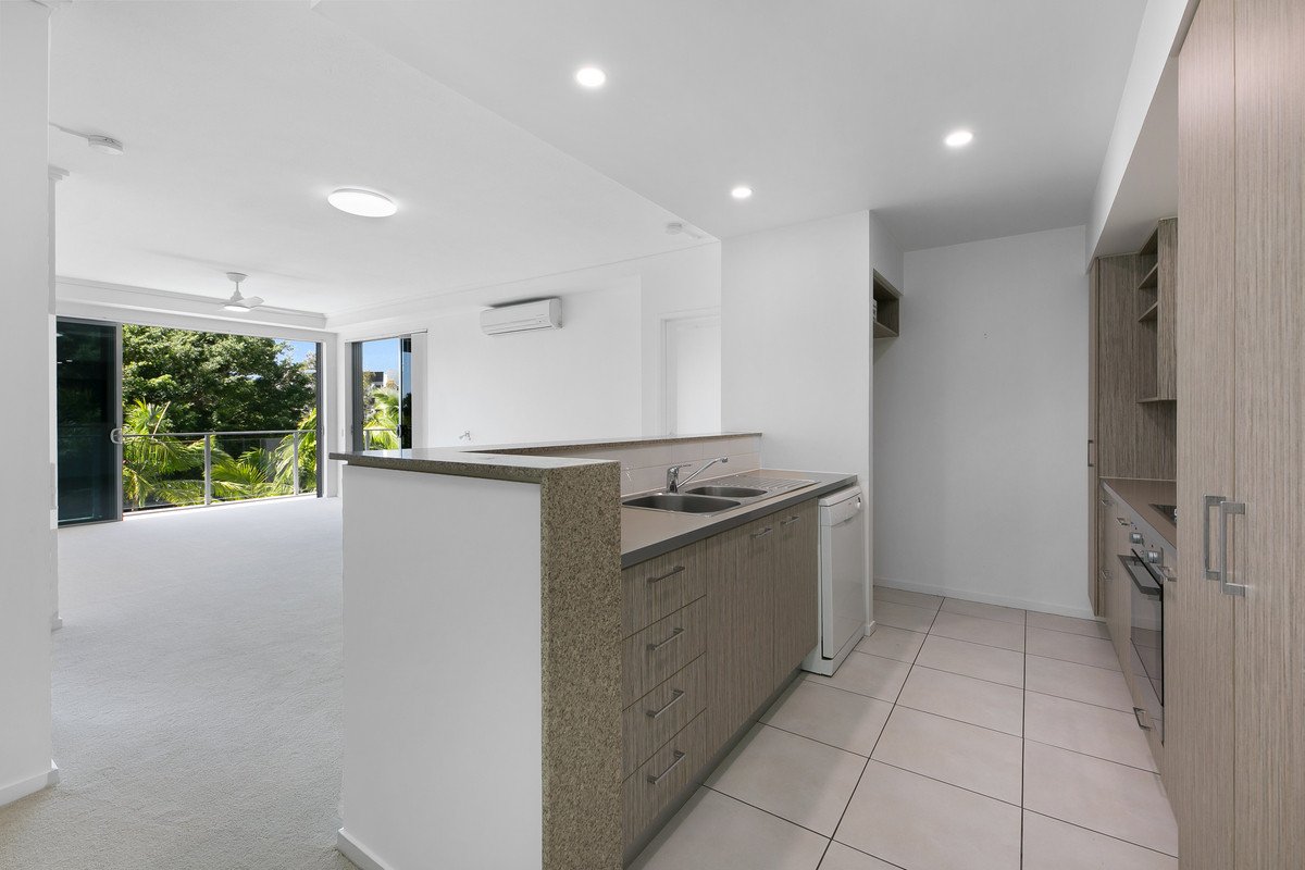 108/2-4 Riverwalk Avenue Robina 7