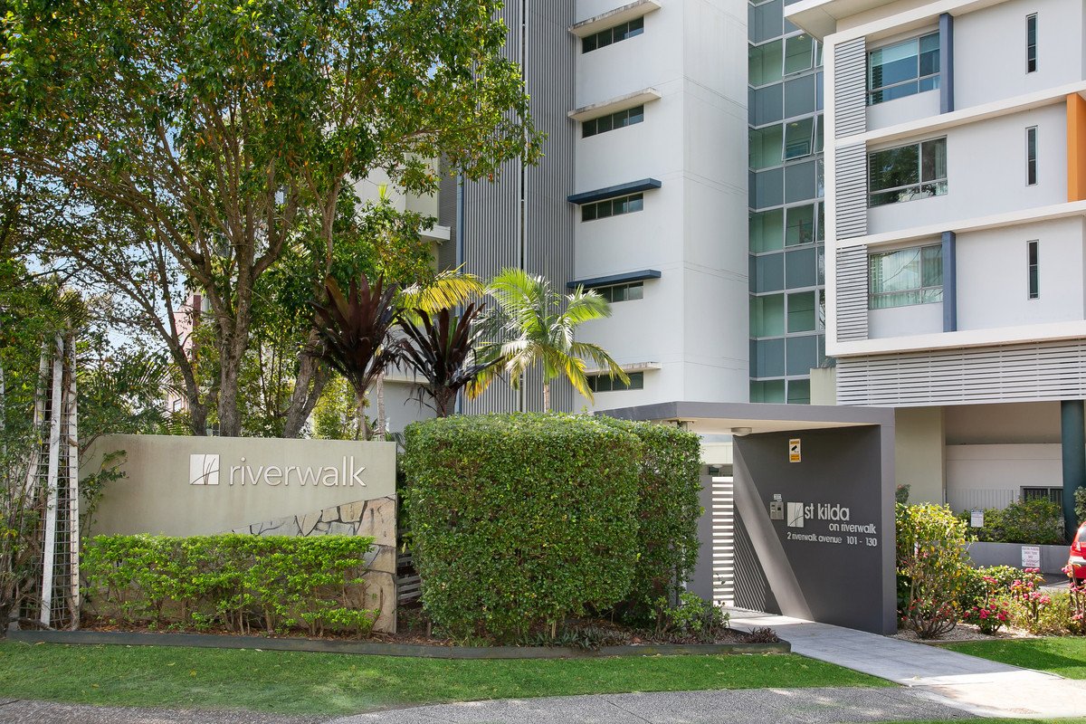 108/2-4 Riverwalk Avenue Robina 18