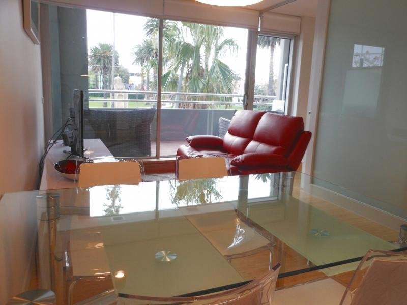Gallery: 108/2 Chaucer Street