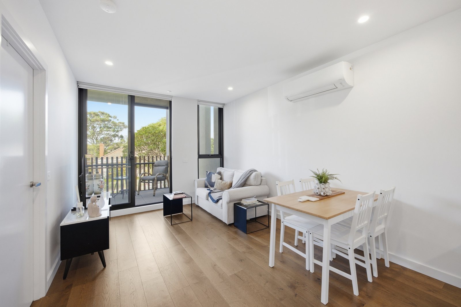 Gallery: 108/27 Bent Street