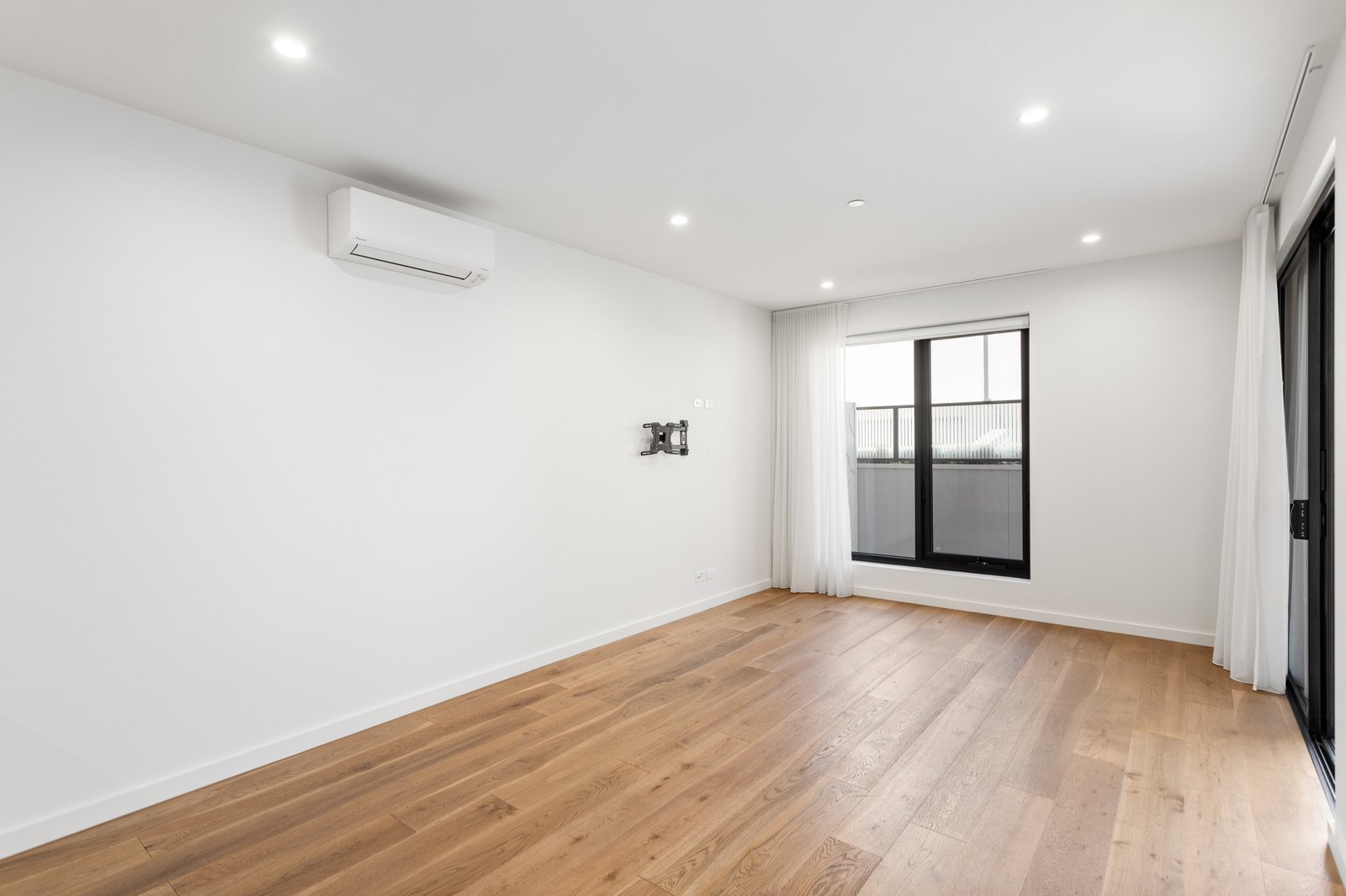 Real Estate and Property in 108/285 Neerim Road, Carnegie, VIC