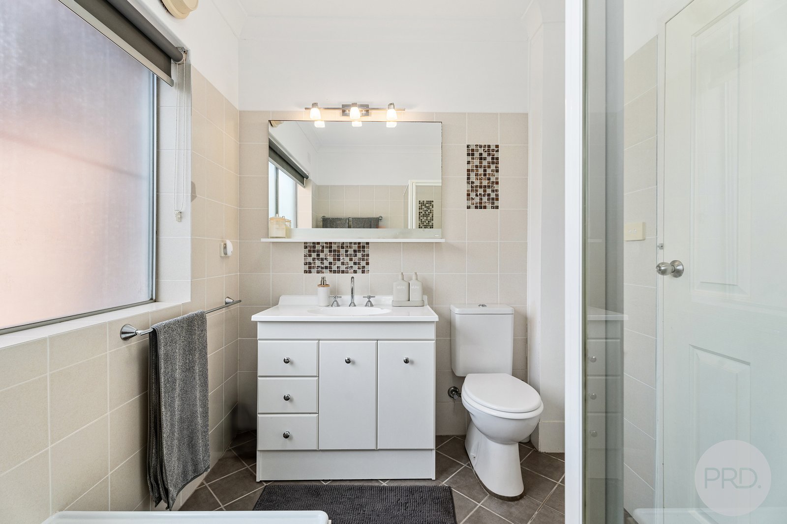 10/83-85 Ronald Avenue SHOAL BAY 12