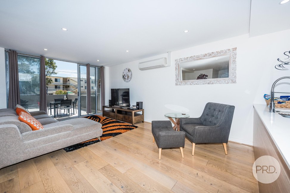108/4-8 Bullecourt Street SHOAL BAY 2