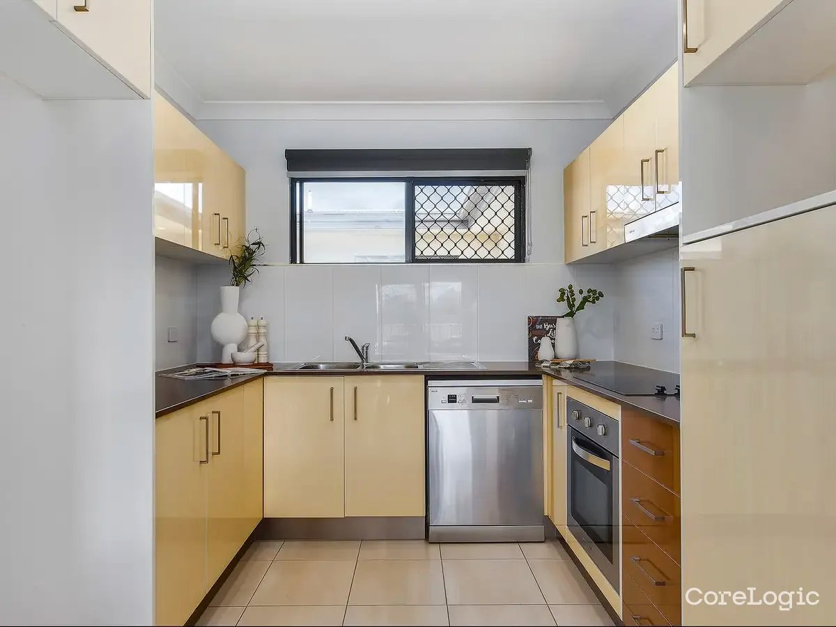 10/84 Brookfield Road KEDRON 3