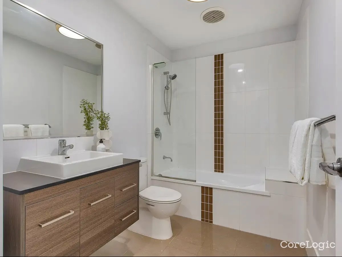 10/84 Brookfield Road KEDRON 9