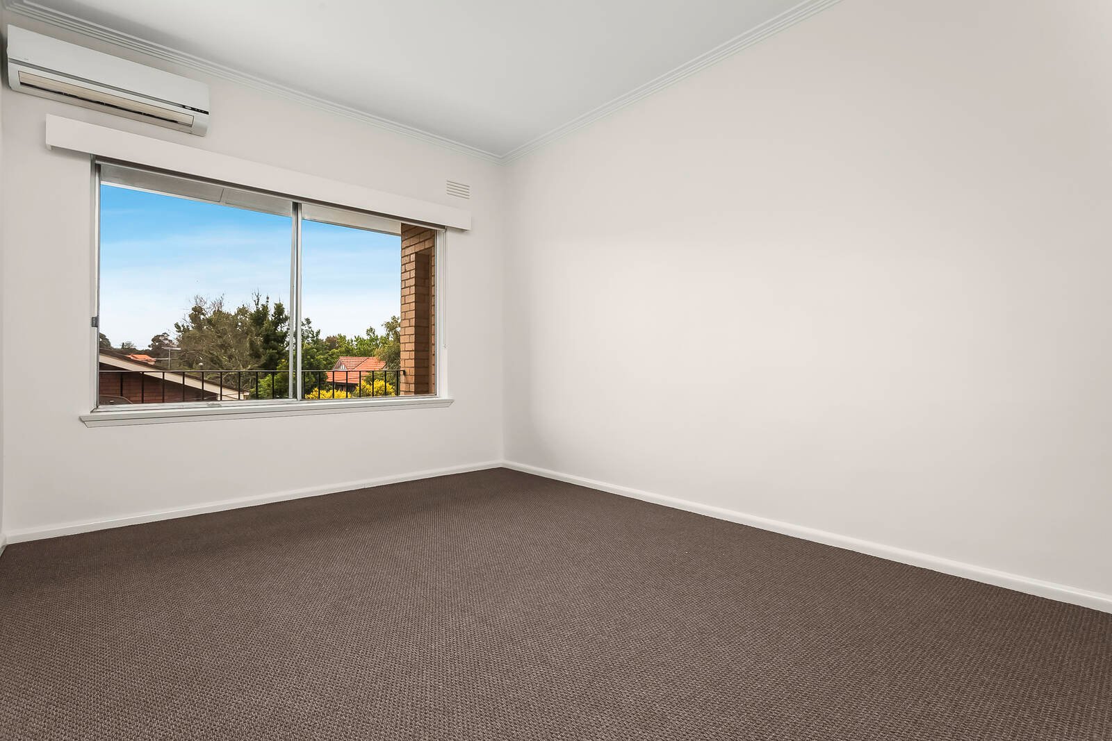 Real Estate and Property in 10/84 Marshall Street, Ivanhoe, VIC