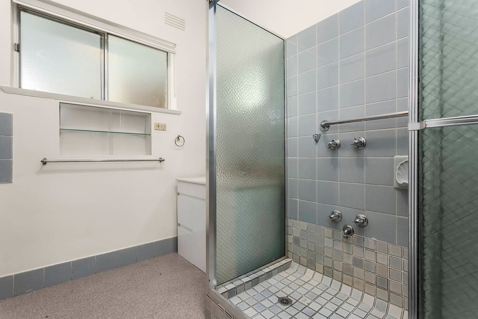 Real Estate and Property in 10/84 Marshall Street, Ivanhoe, VIC