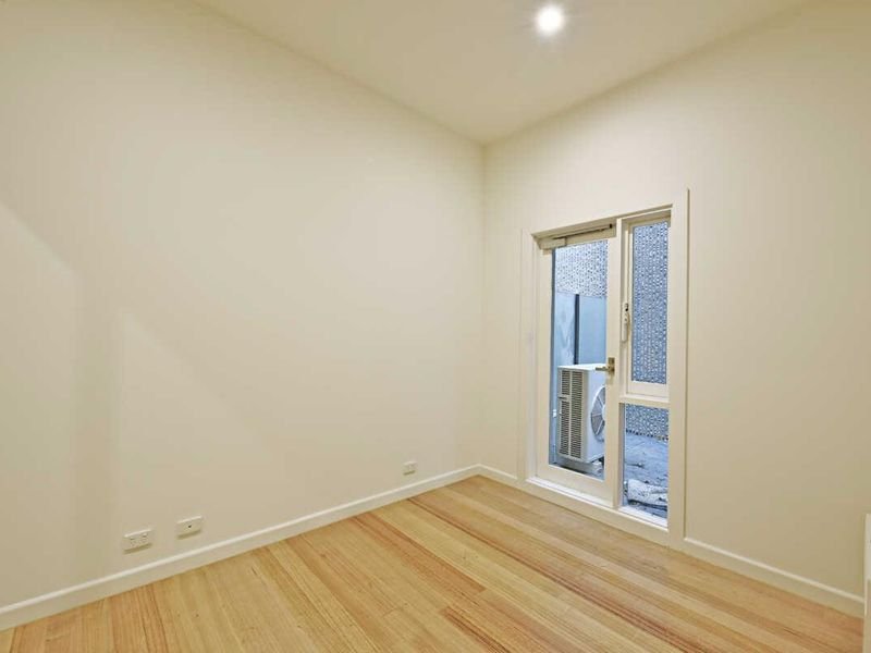 Gallery: 108/405 St Kilda Road