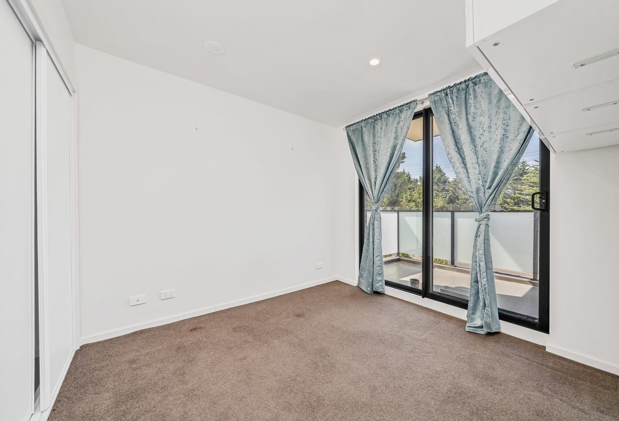 Gallery: 108/519-521 High Street Road