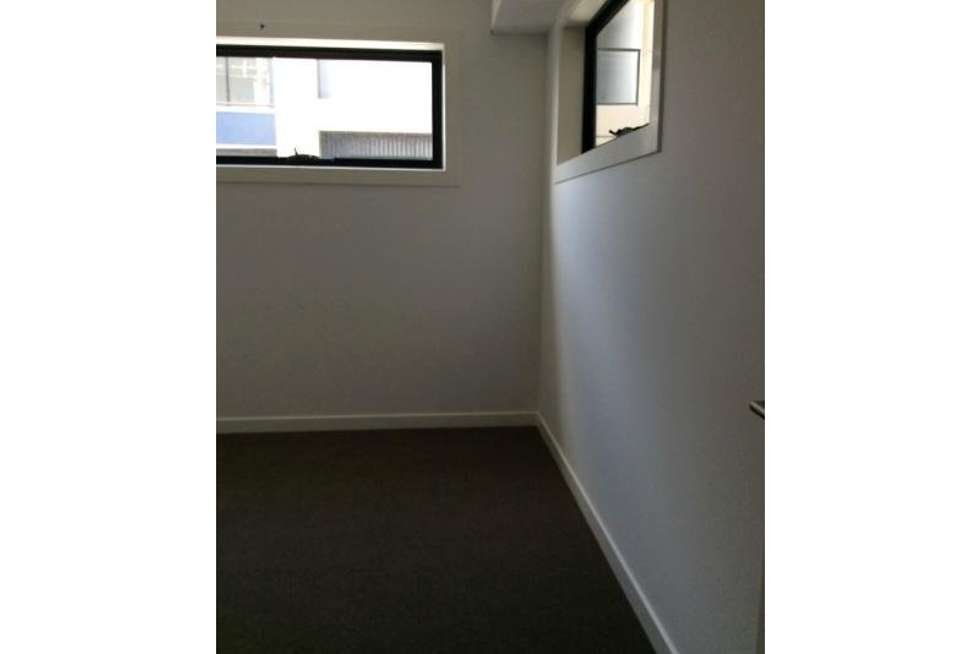 Gallery: 108/699B Barkly Street