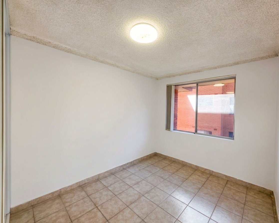 10/87 Longfield Street CABRAMATTA 5