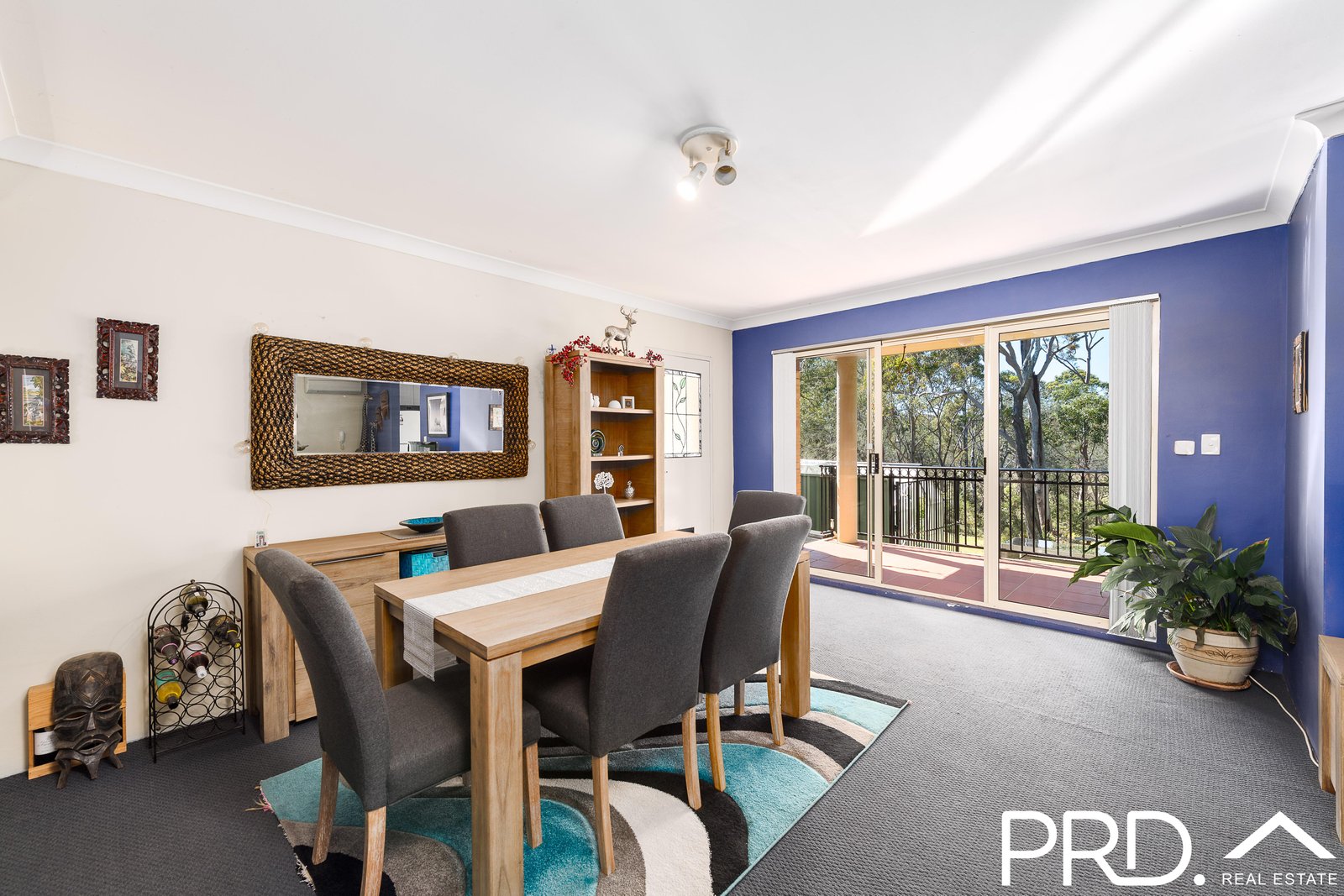 10/879 Henry Lawson Drive PICNIC POINT 5