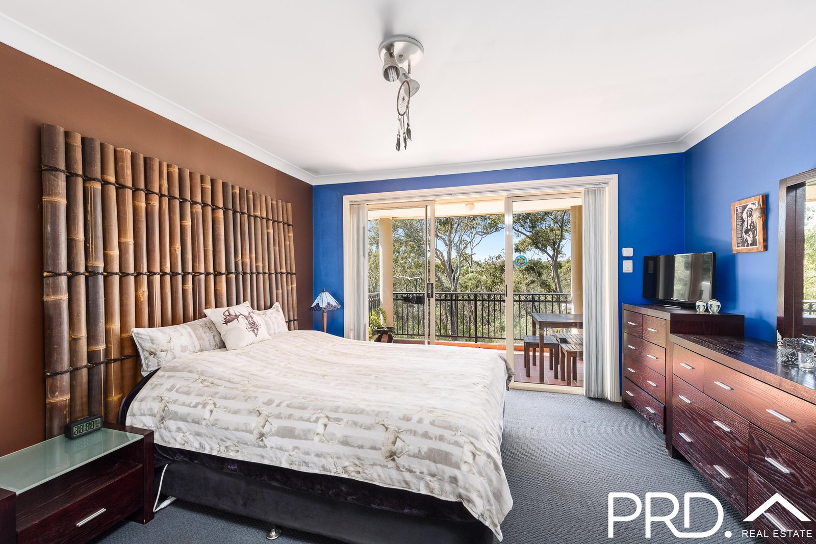 10/879 Henry Lawson Drive PICNIC POINT 6