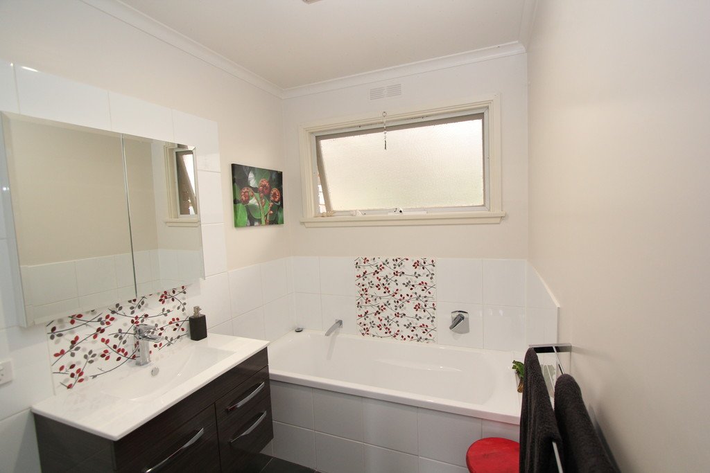 109 Boak Avenue MOUNT HELEN 13