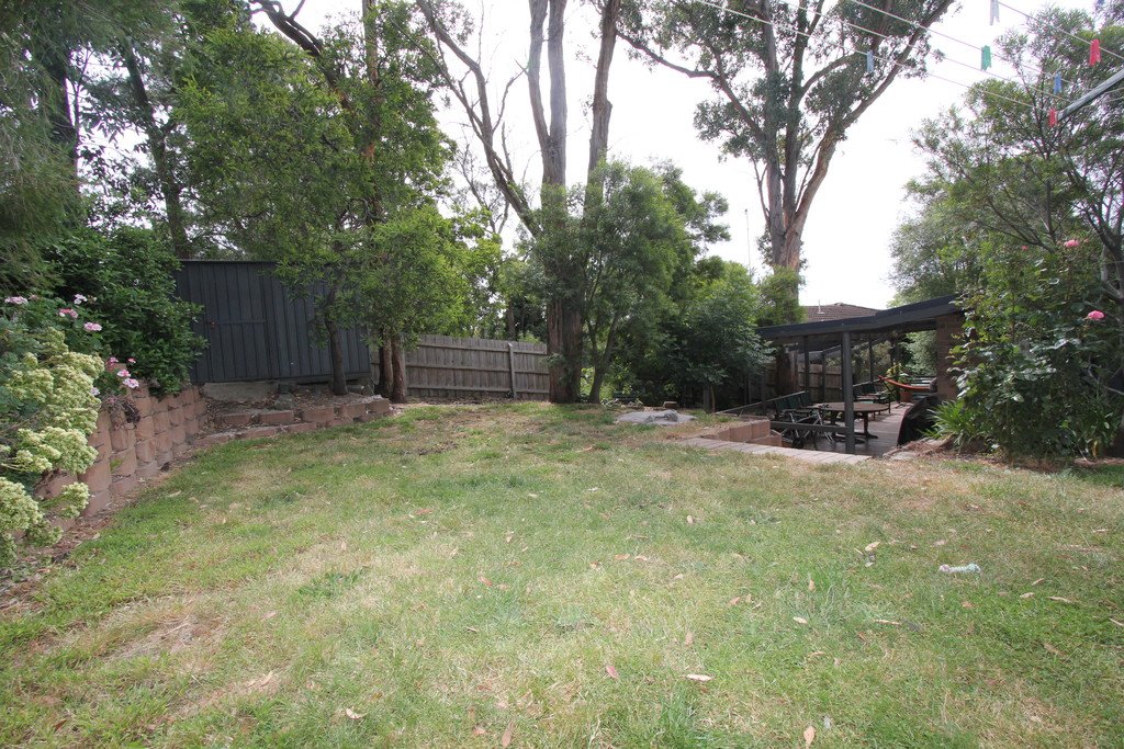 109 Boak Avenue MOUNT HELEN 21