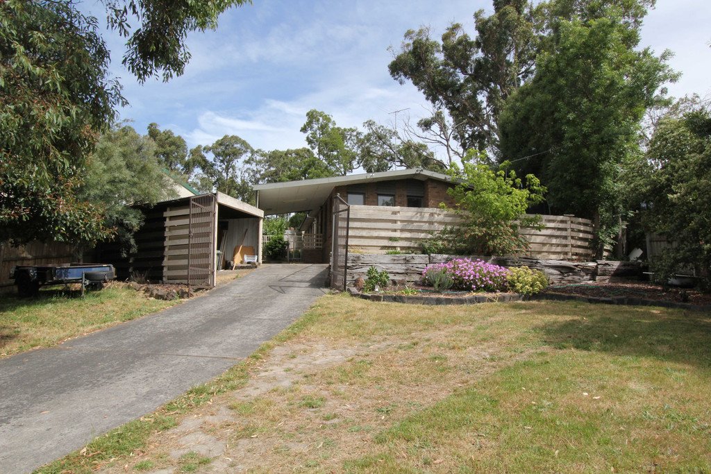 109 Boak Avenue MOUNT HELEN 1