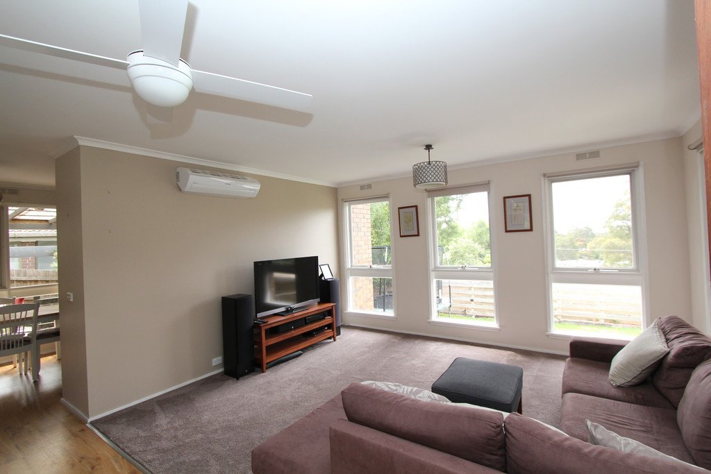 109 Boak Avenue MOUNT HELEN 2