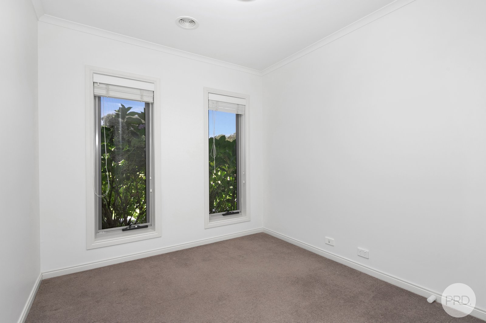 109 Canadian Lakes Boulevard CANADIAN 5