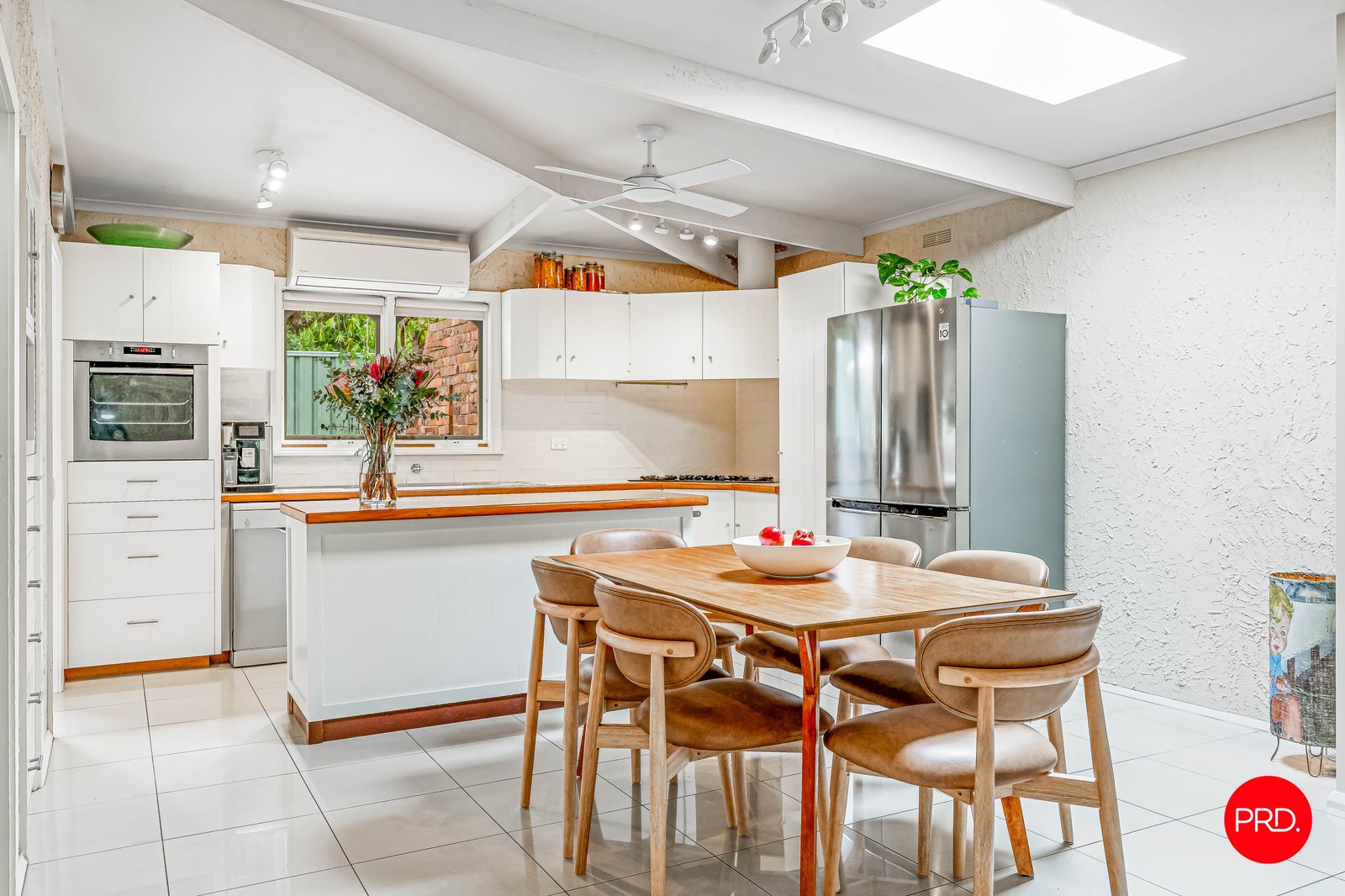 109 Maple Street GOLDEN SQUARE 3