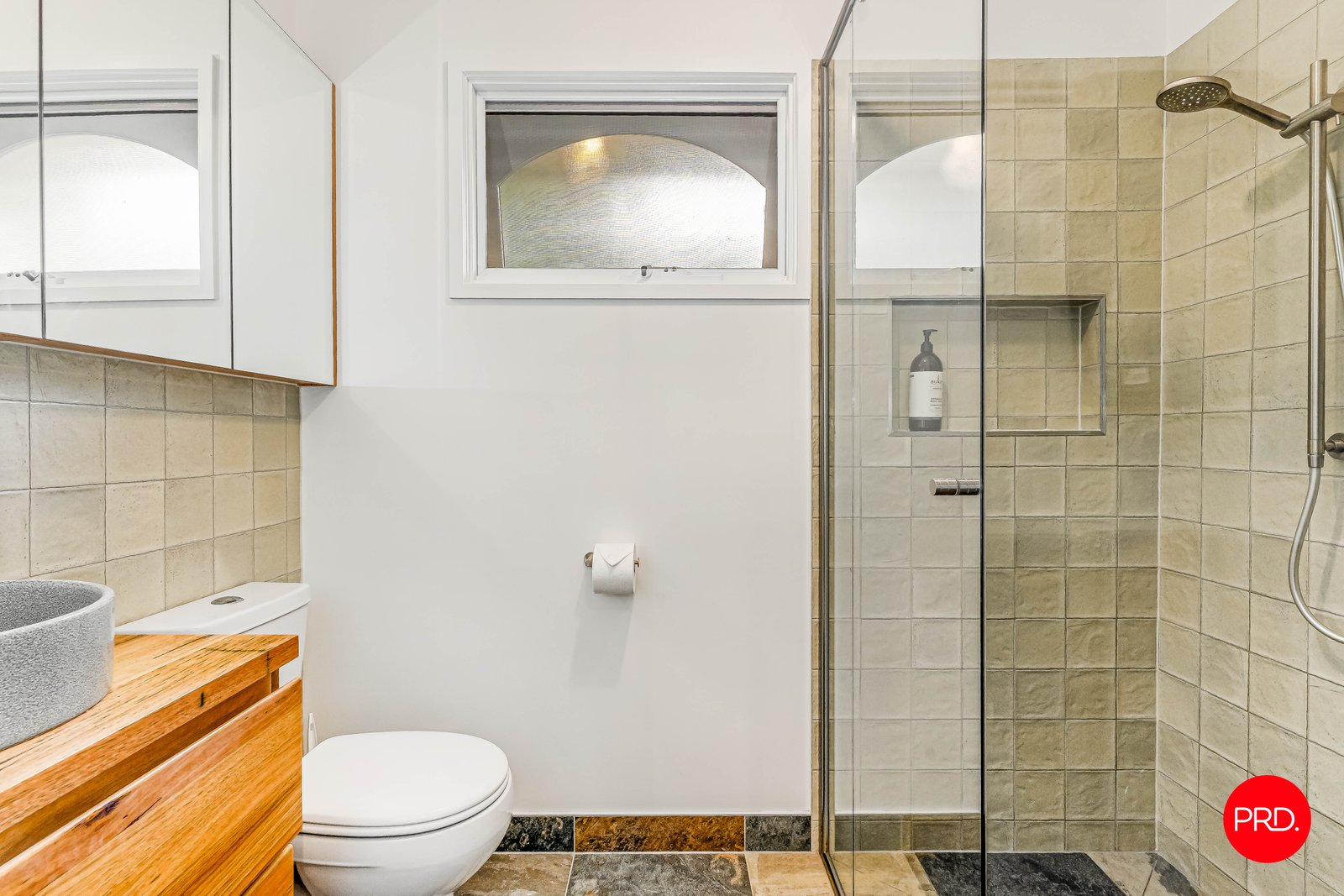 109 Maple Street GOLDEN SQUARE 9