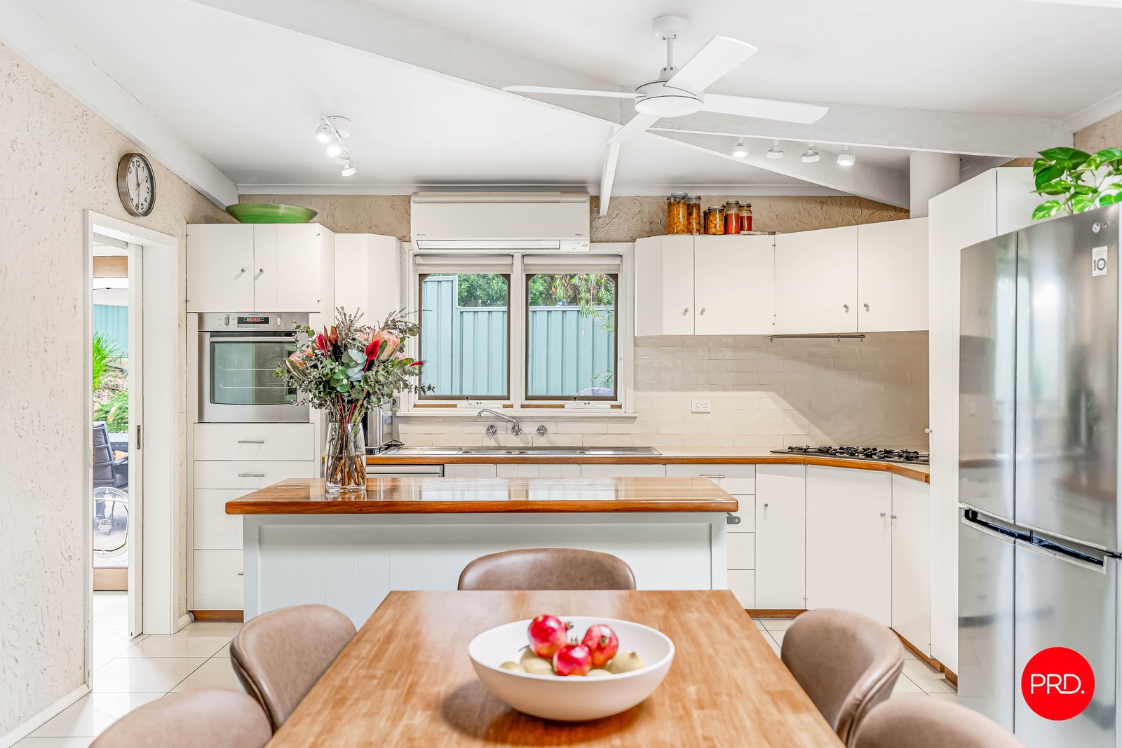109 Maple Street GOLDEN SQUARE 11